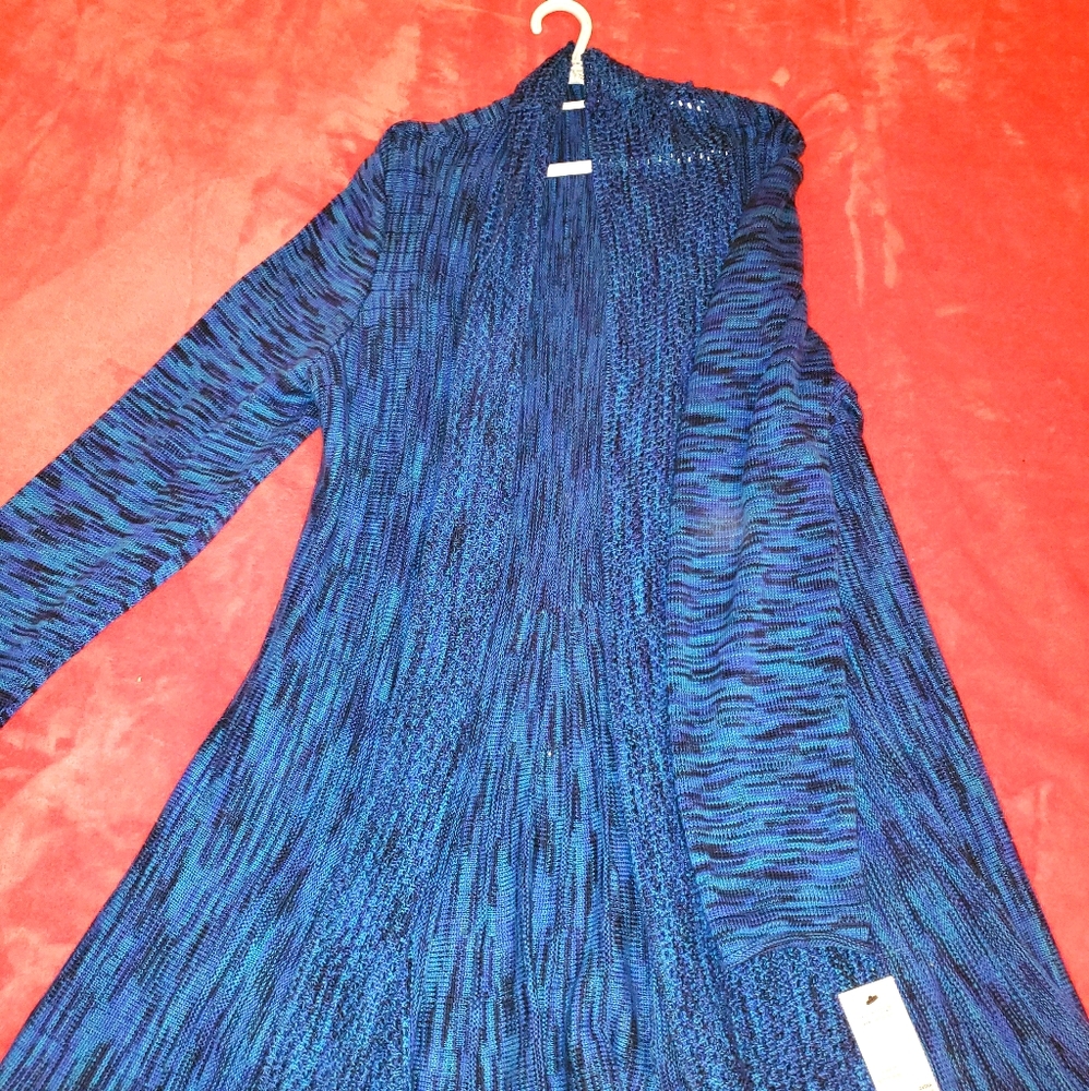 Notations, blue cardigan